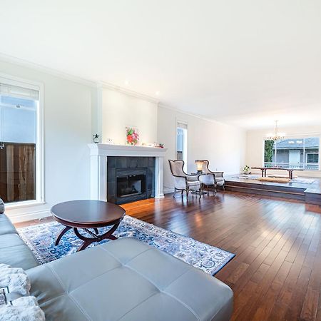 The Ester House Vancouver Extérieur photo